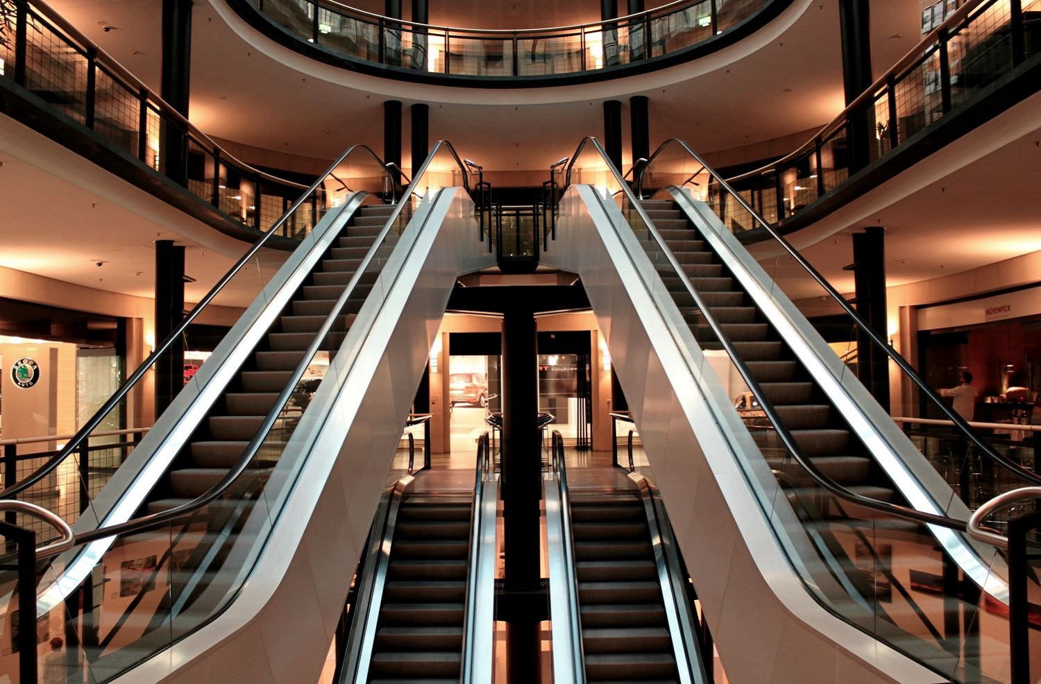 INTERIOR-COMMERCIAL-FITOUT-MALLS